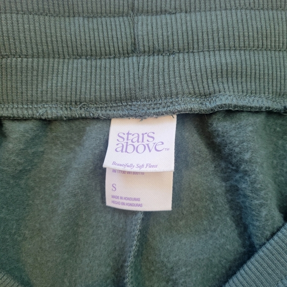 Target Green fleece jogger pants - Picture 3 of 3